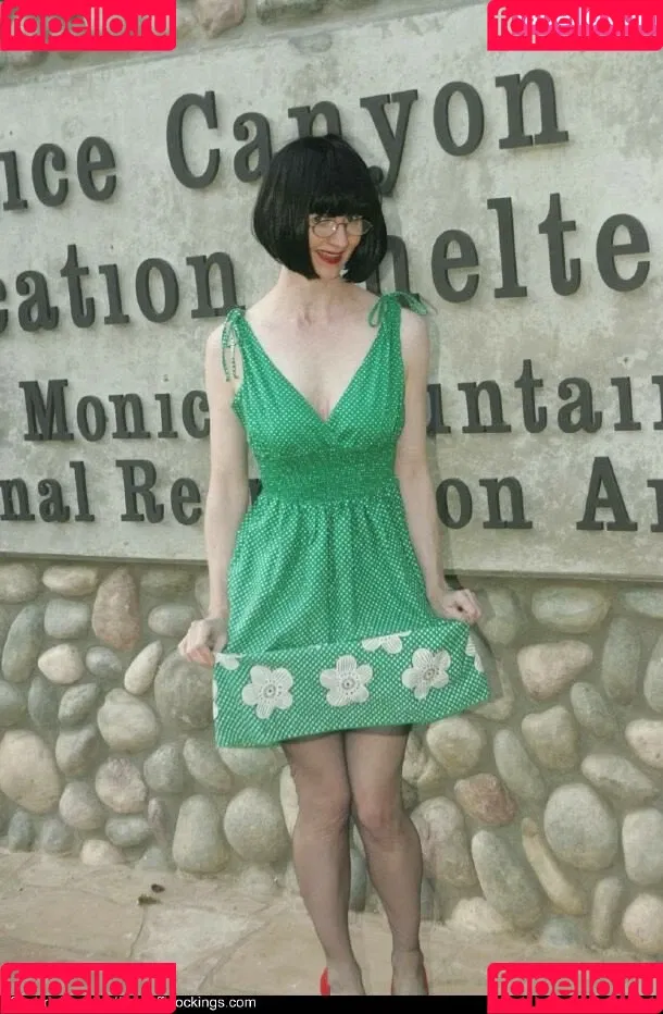 FFstockings Julia Onlyfans Photo Gallery 