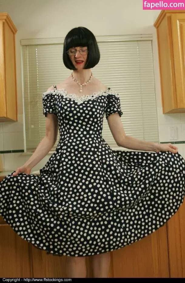 FFstockings Julia Onlyfans Photo Gallery 