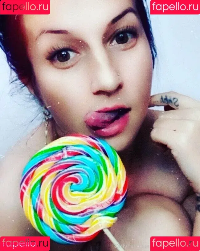 crystalmary001 Onlyfans Photo Gallery 