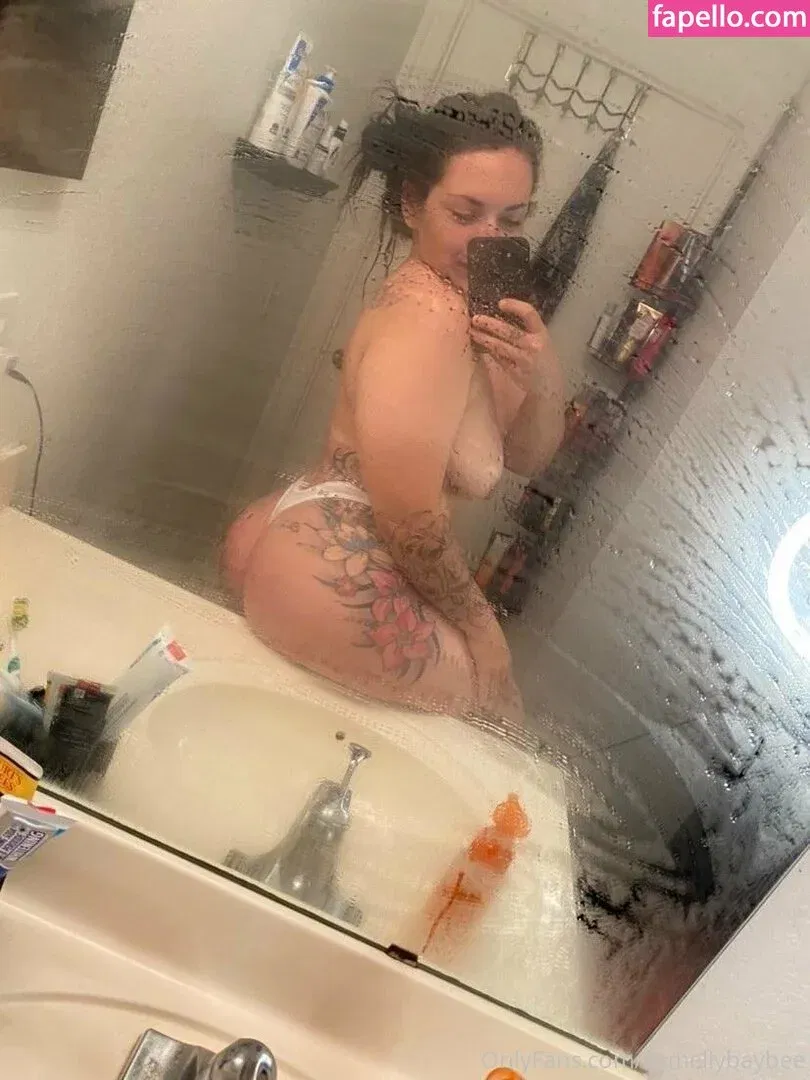 itsmellybaybee Onlyfans Photo Gallery 