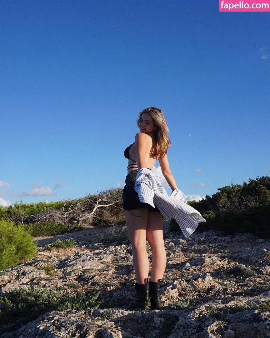 Josie Hermer Onlyfans Photo Gallery 