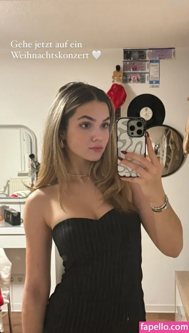 Josie Hermer Onlyfans Photo Gallery 