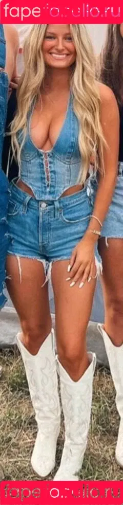 Annika Peterson Onlyfans Photo Gallery 