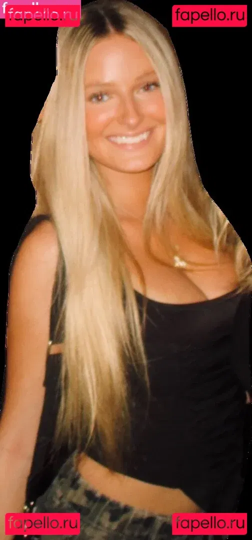 Annika Peterson Onlyfans Photo Gallery 