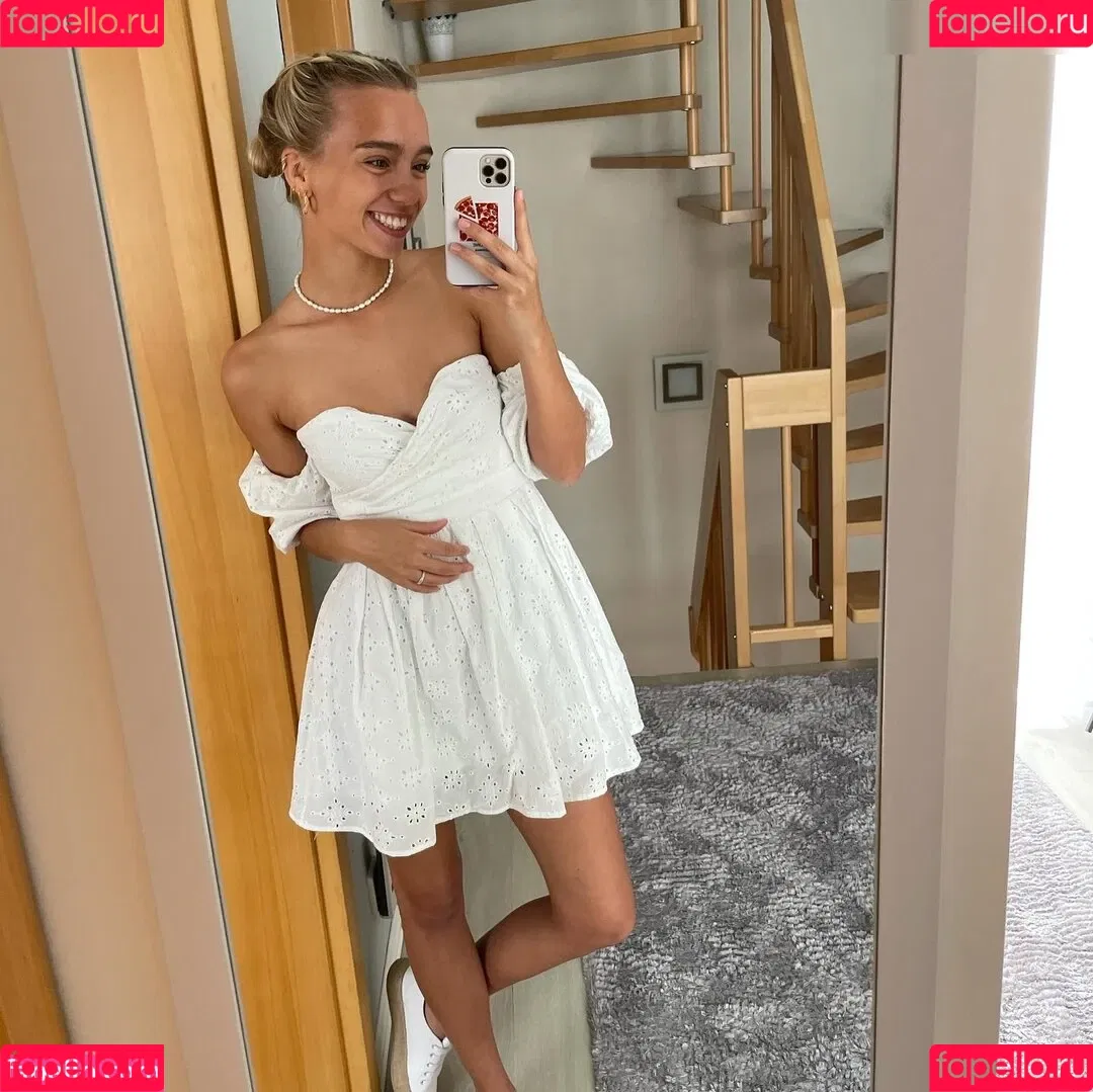 Lisa und Lena Onlyfans Photo Gallery 
