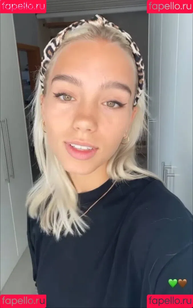 Lisa und Lena Onlyfans Photo Gallery 