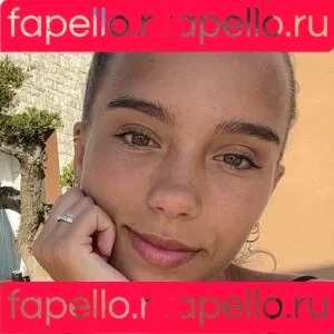 Lisa und Lena Onlyfans Photo Gallery 