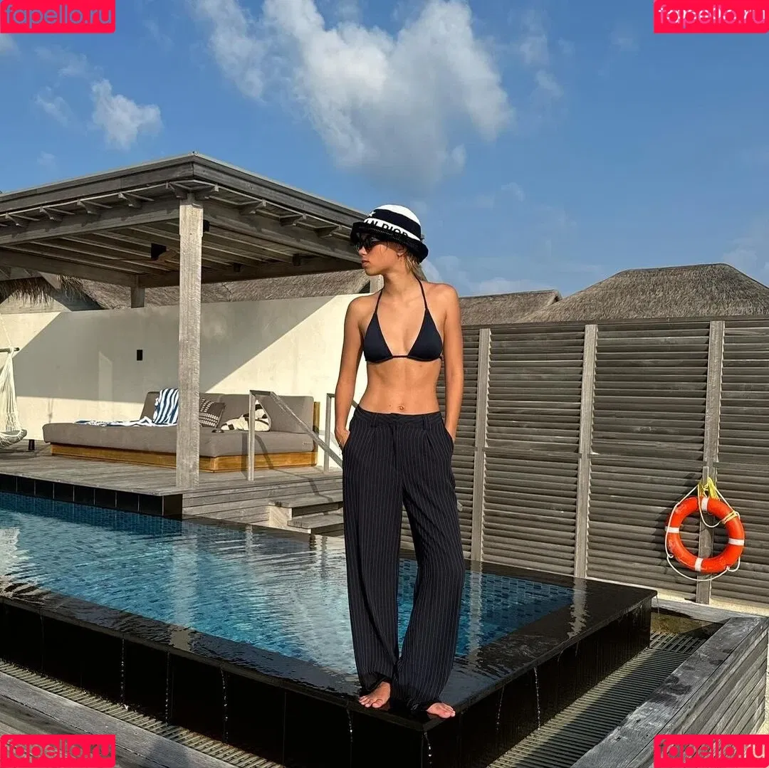 Lisa und Lena Onlyfans Photo Gallery 