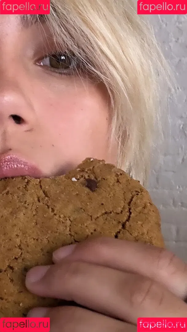 Lisa und Lena Onlyfans Photo Gallery 
