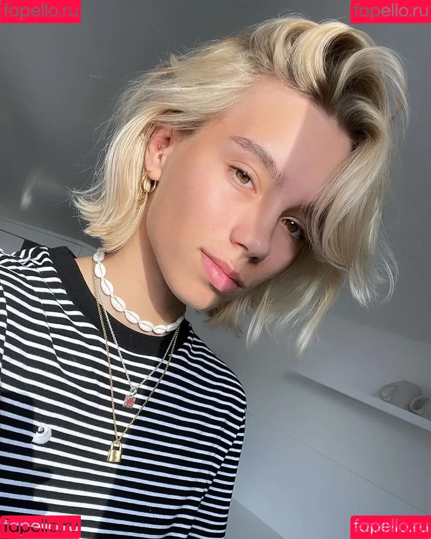 Lisa und Lena Onlyfans Photo Gallery 