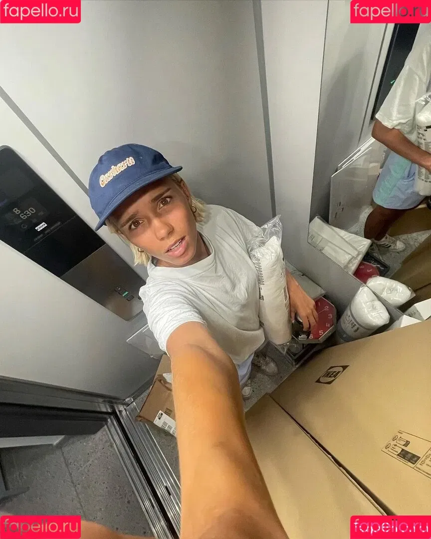 Lisa und Lena Onlyfans Photo Gallery 