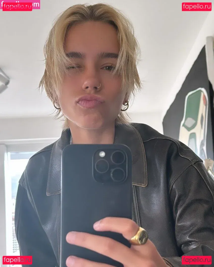 Lisa und Lena Onlyfans Photo Gallery 