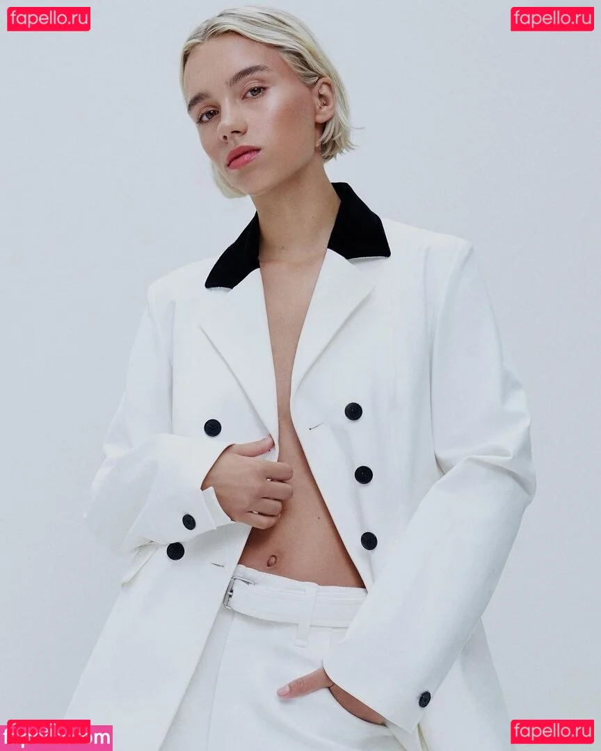 Lisa und Lena Onlyfans Photo Gallery 