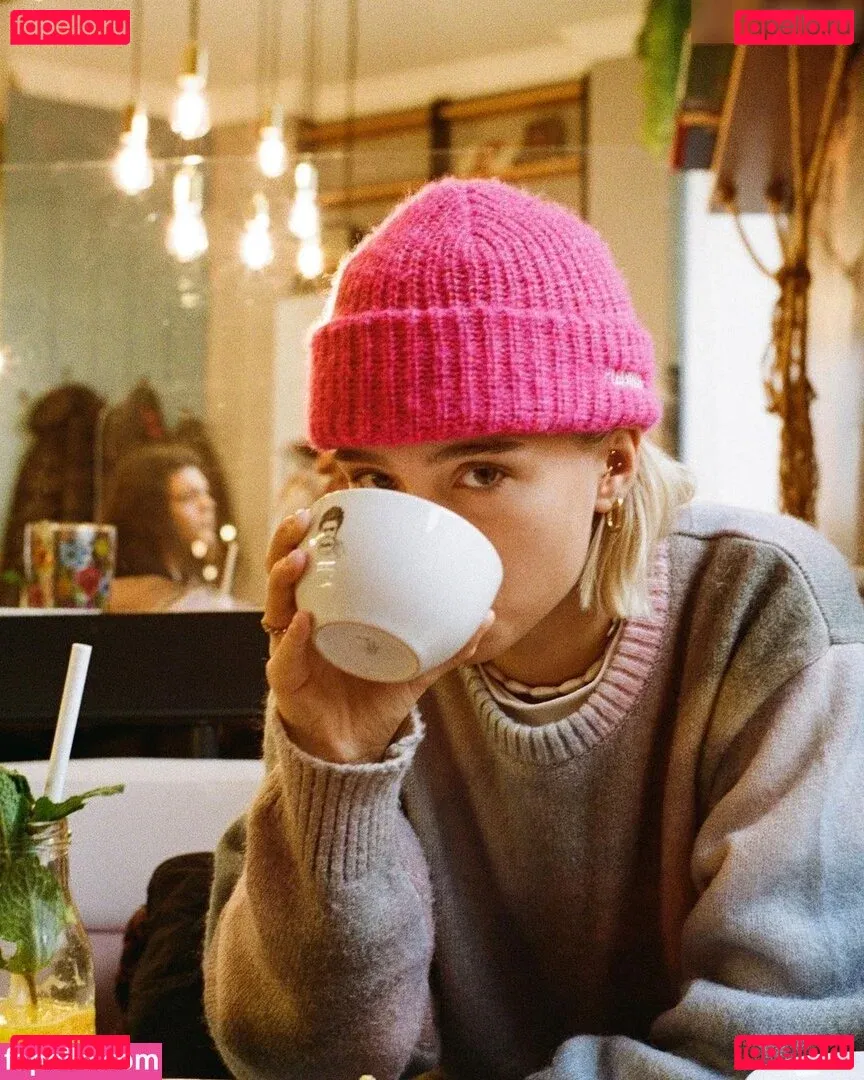 Lisa und Lena Onlyfans Photo Gallery 