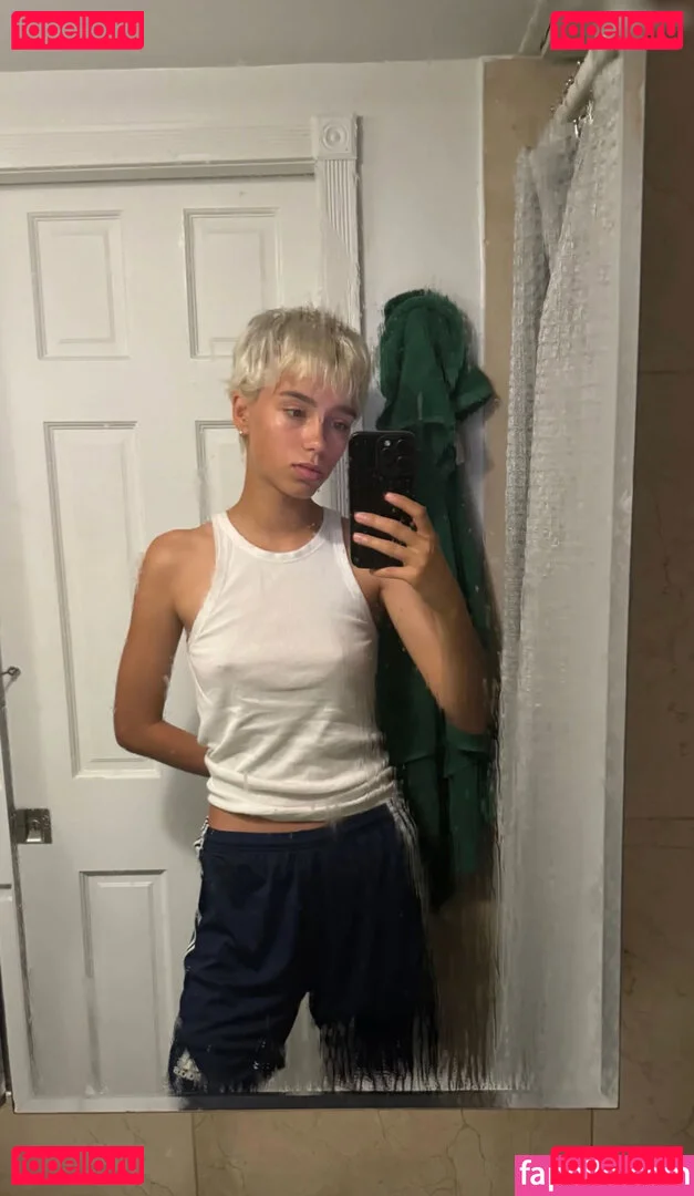 Lisa und Lena Onlyfans Photo Gallery 