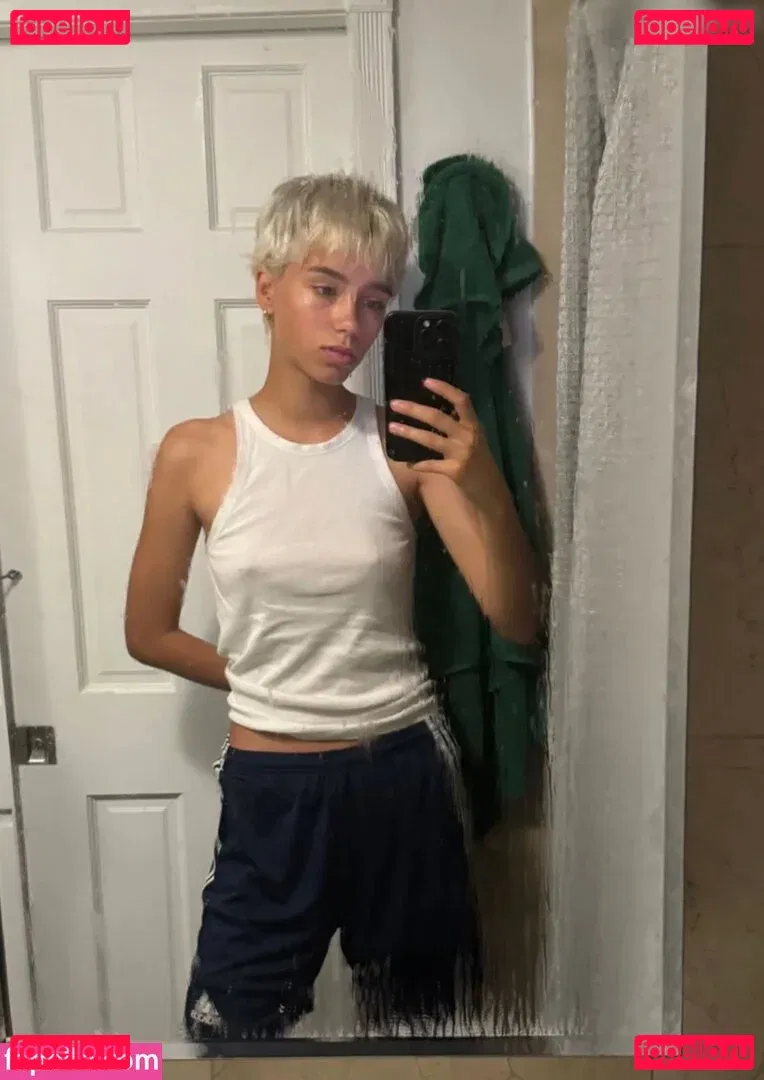 Lisa und Lena Onlyfans Photo Gallery 