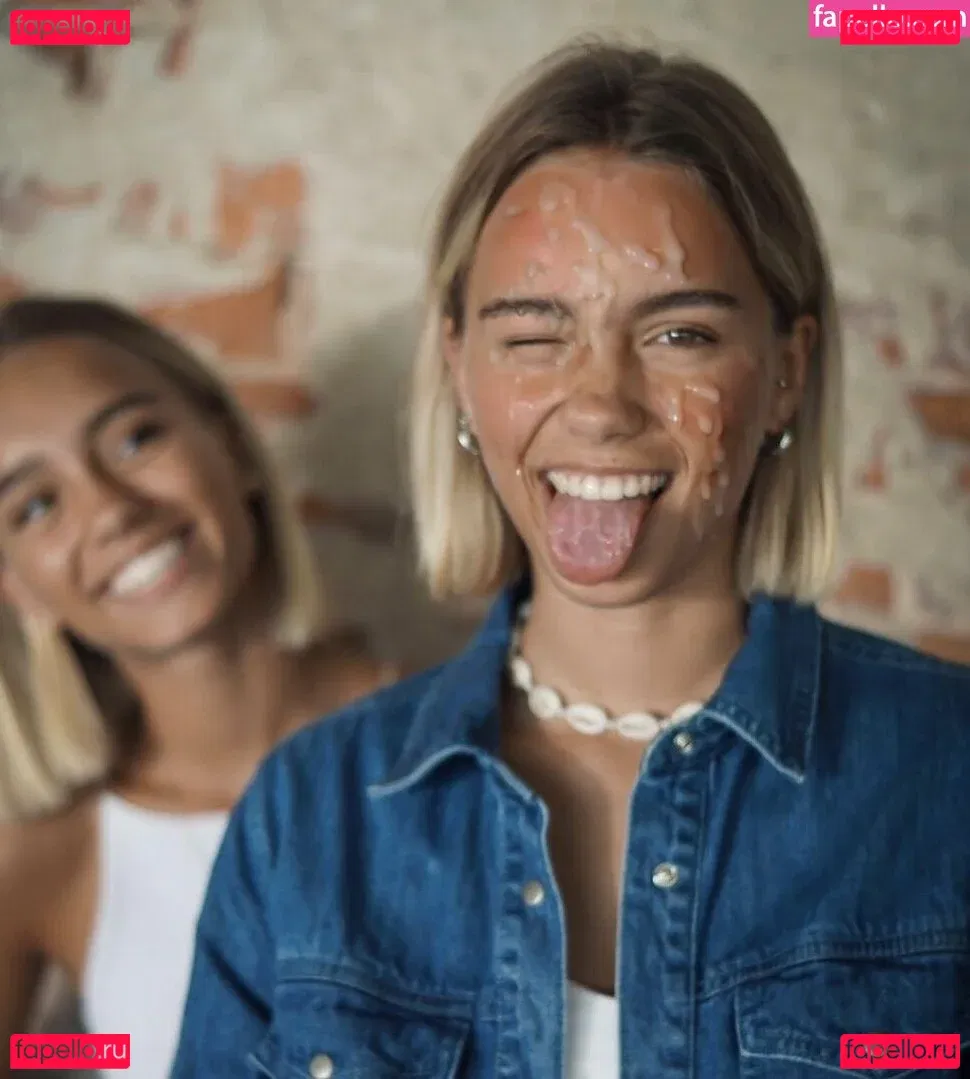 Lisa und Lena Onlyfans Photo Gallery 