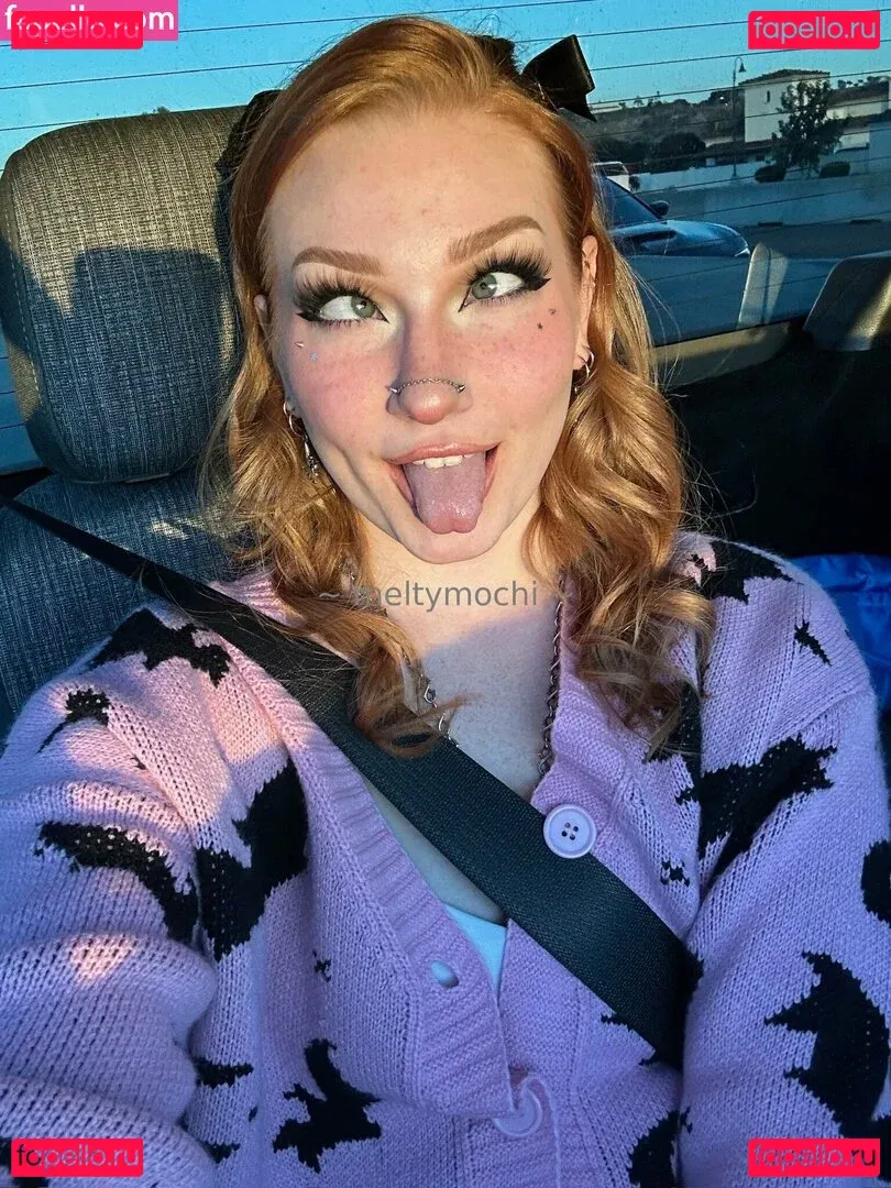 Meltymochi Onlyfans Photo Gallery 