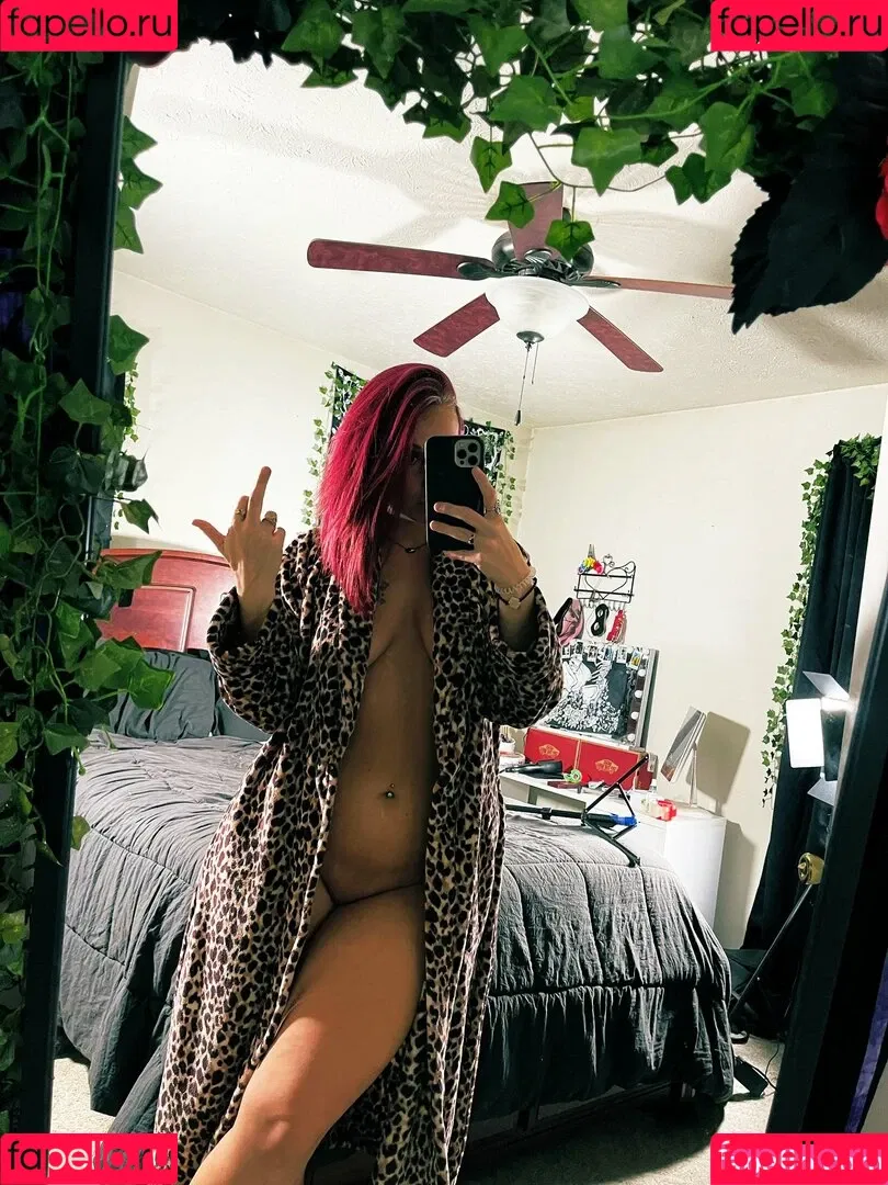 xxxcourtneygxxx Onlyfans Photo Gallery 