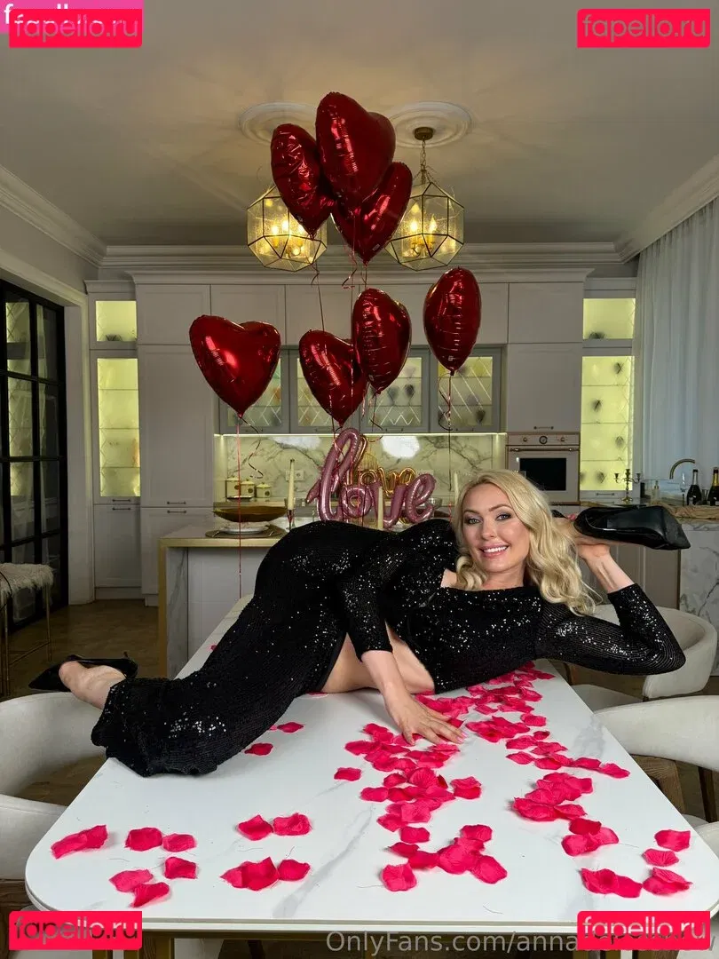 annadelosshow Onlyfans Photo Gallery 