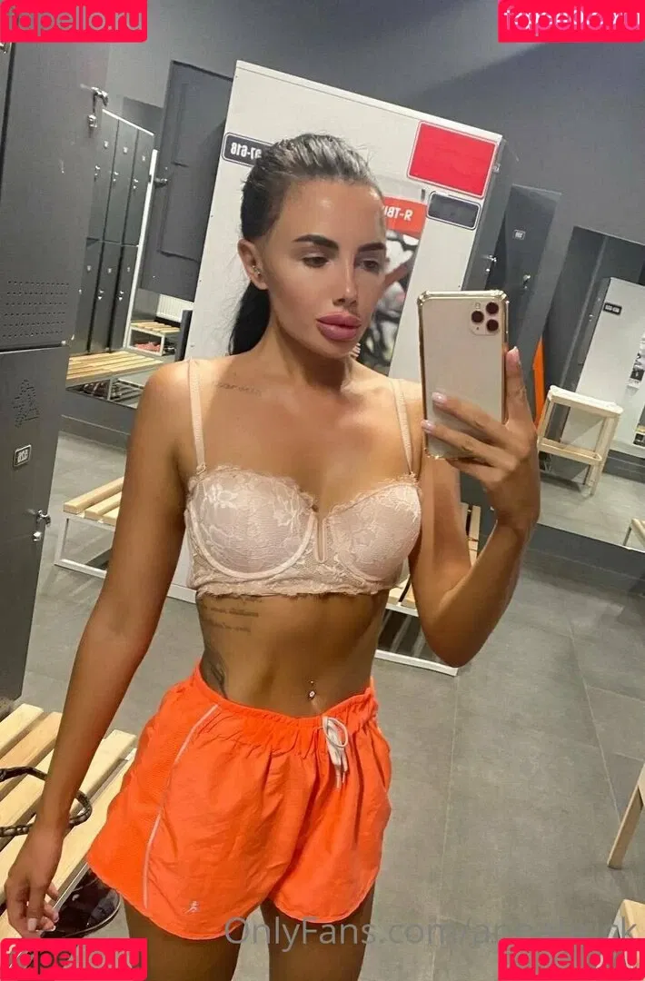 annabrick Onlyfans Photo Gallery 