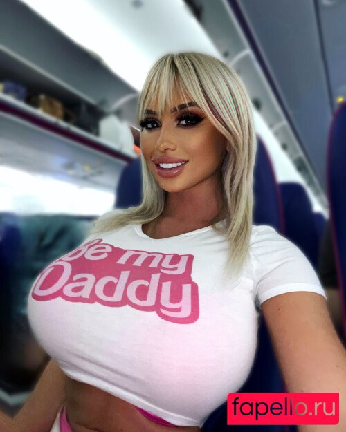 Lea Keler 2001 Onlyfans Photo Gallery 