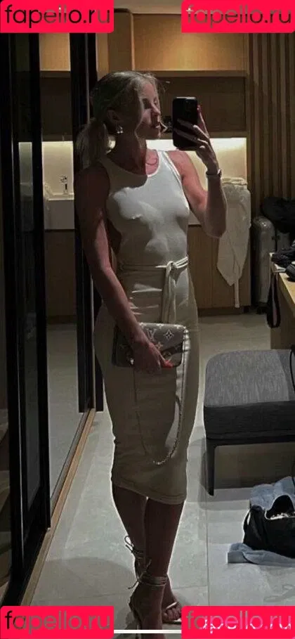 Keely Hodgkinson Onlyfans Photo Gallery 