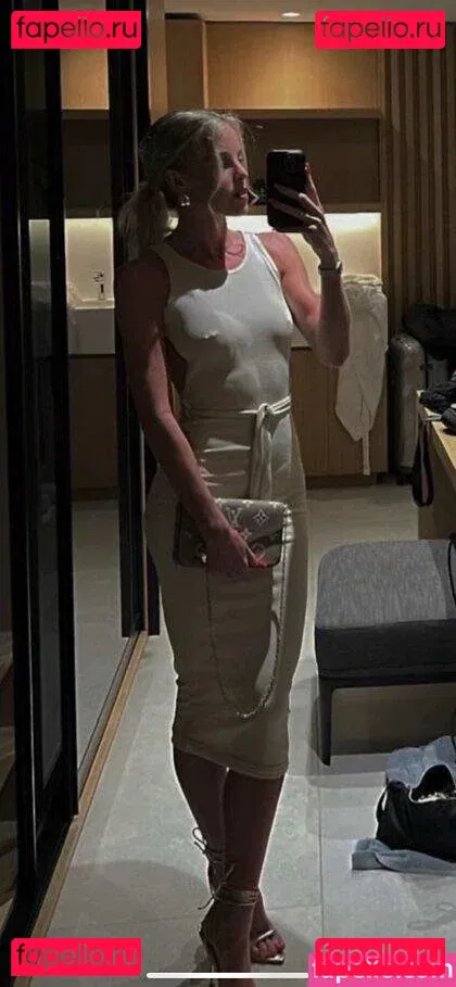 Keely Hodgkinson Onlyfans Photo Gallery 