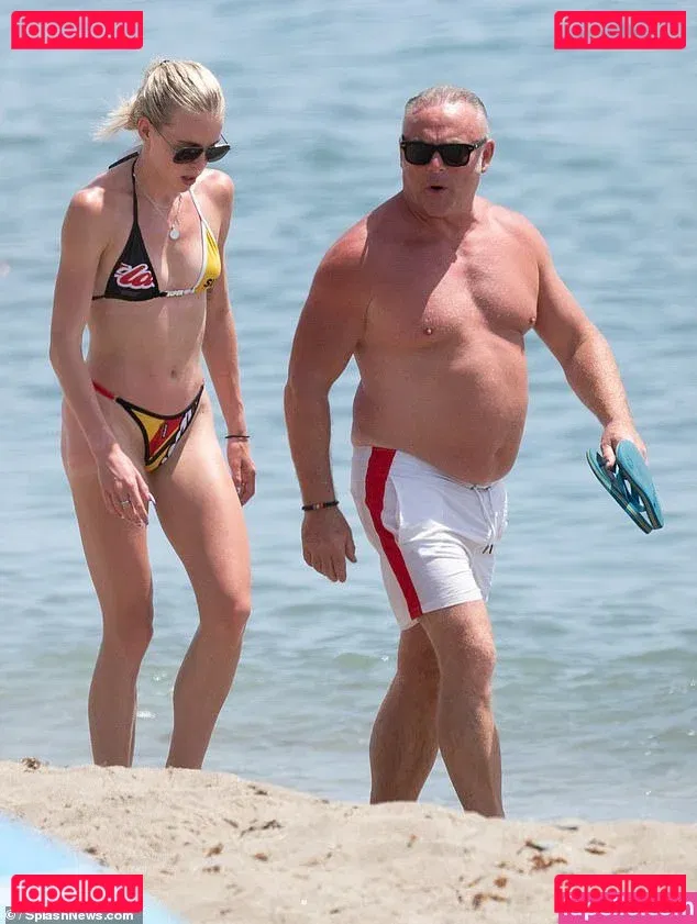 Keely Hodgkinson Onlyfans Photo Gallery 