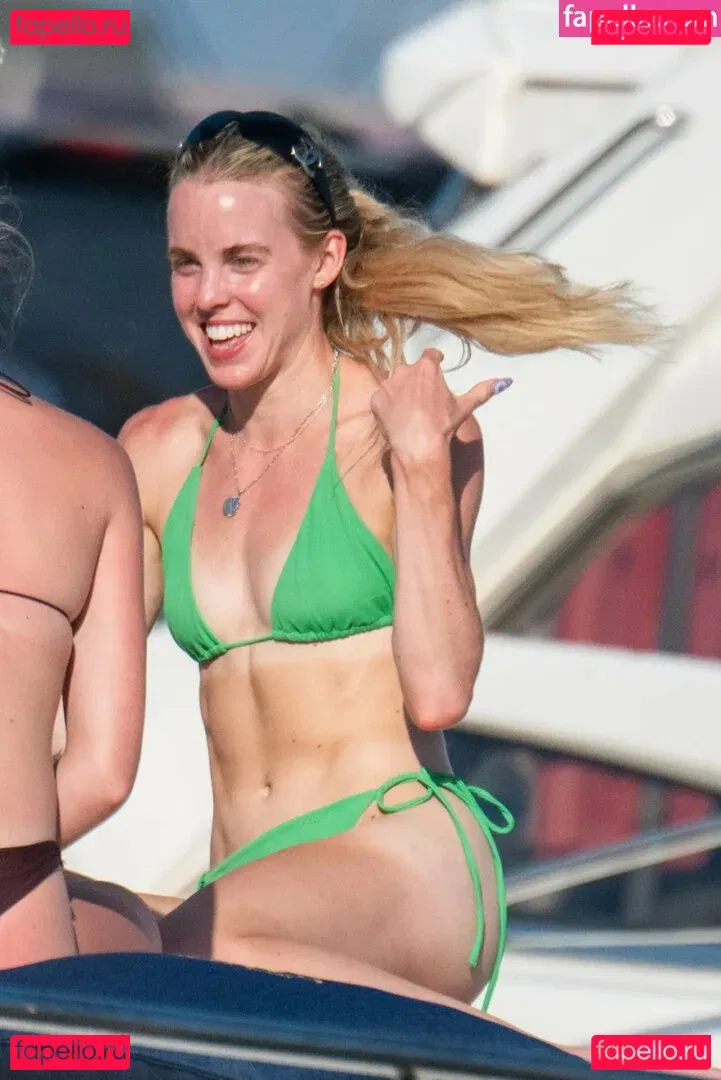 Keely Hodgkinson Onlyfans Photo Gallery 