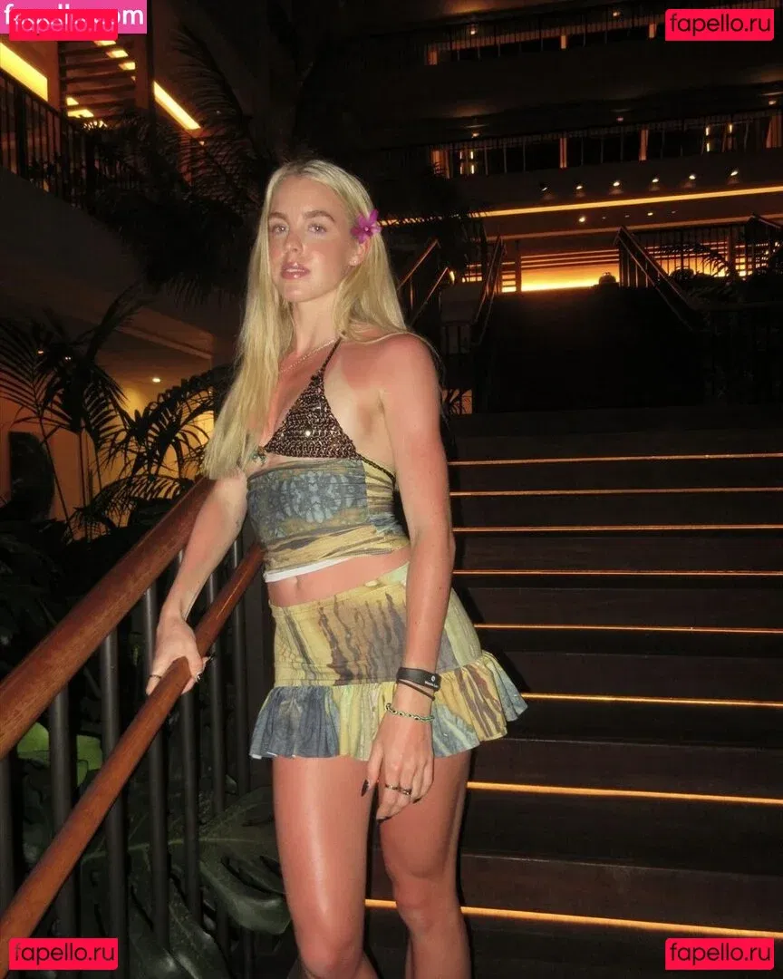 Keely Hodgkinson Onlyfans Photo Gallery 