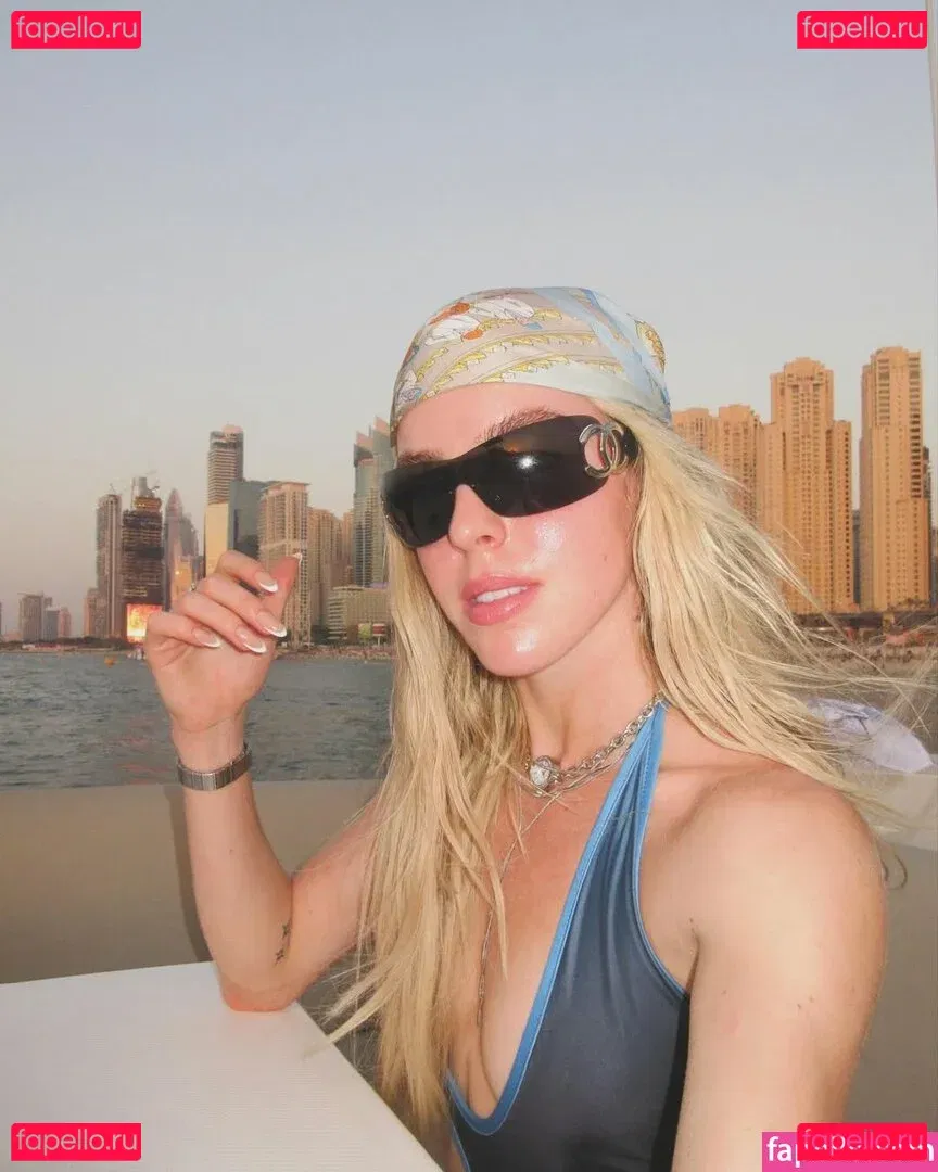 Keely Hodgkinson Onlyfans Photo Gallery 