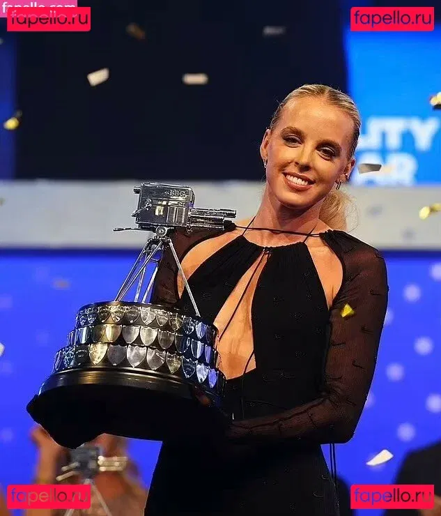 Keely Hodgkinson Onlyfans Photo Gallery 