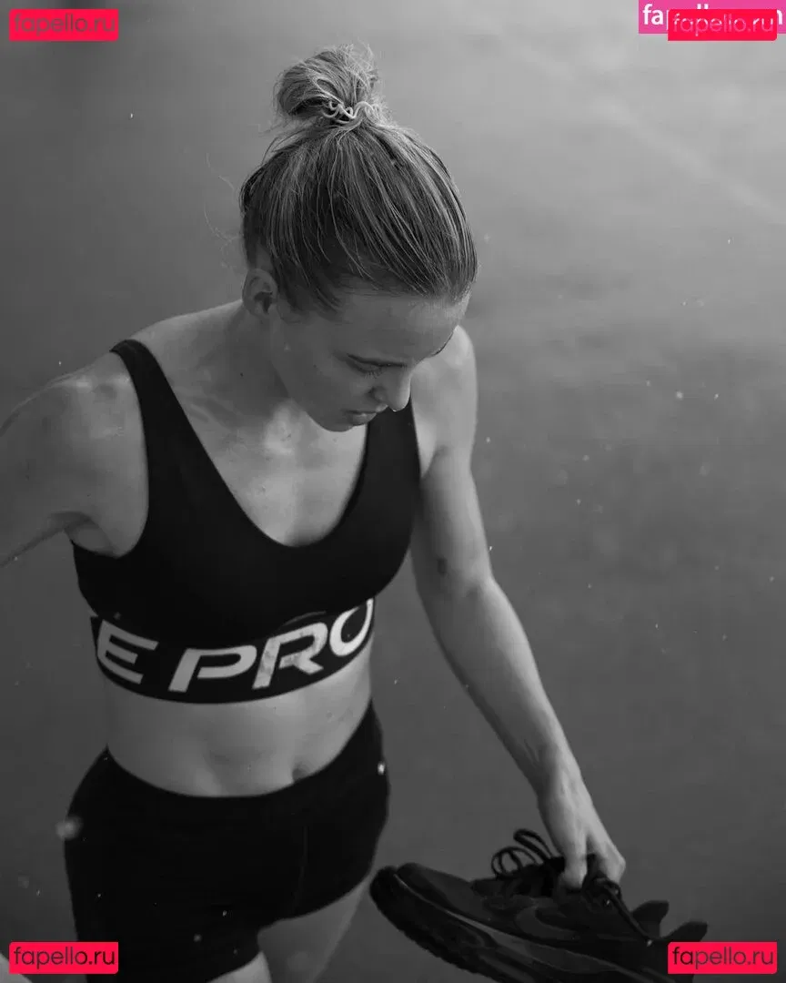 Keely Hodgkinson Onlyfans Photo Gallery 