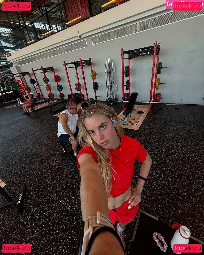 Keely Hodgkinson Onlyfans Photo Gallery 