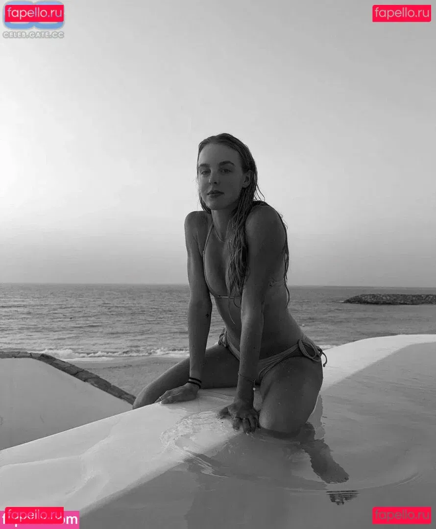 Keely Hodgkinson Onlyfans Photo Gallery 