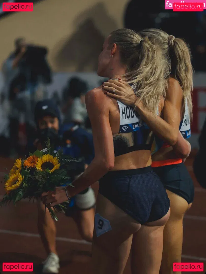 Keely Hodgkinson Onlyfans Photo Gallery 