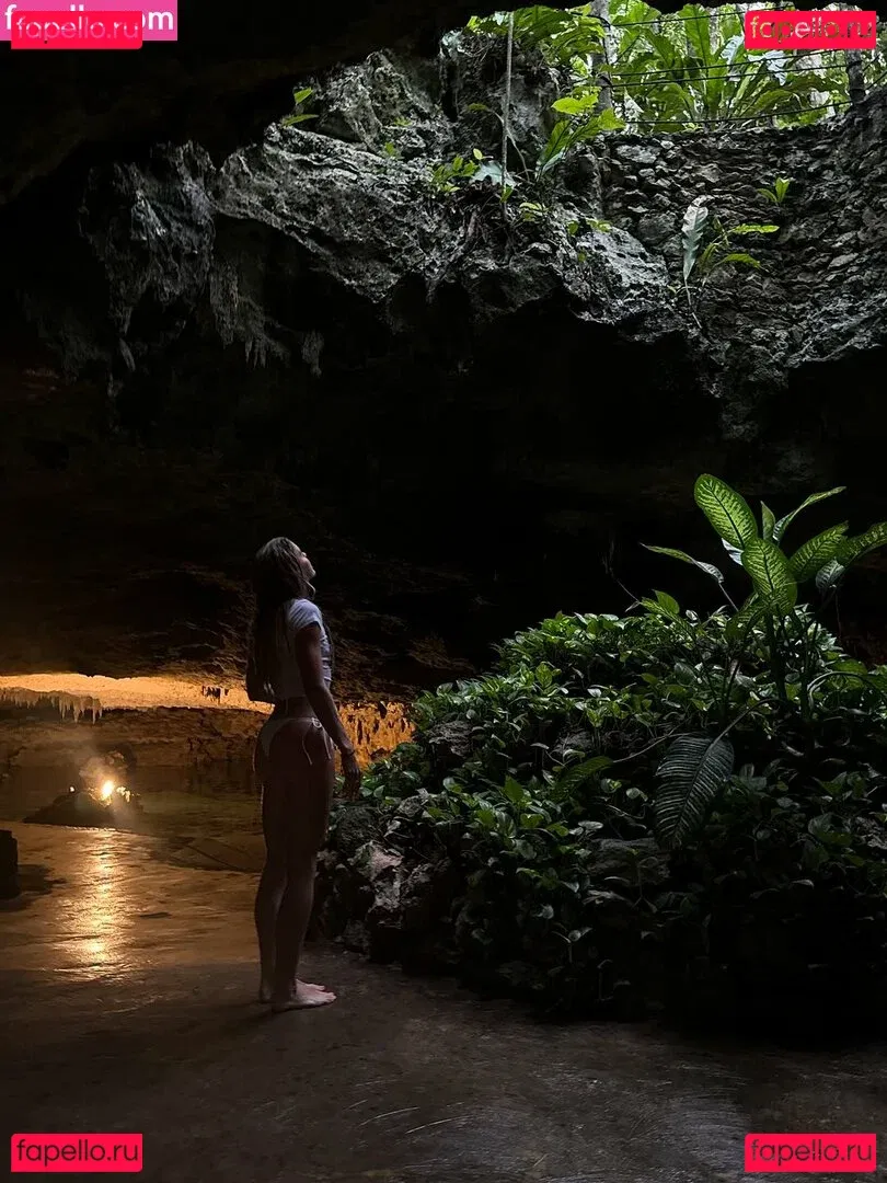 Keely Hodgkinson Onlyfans Photo Gallery 