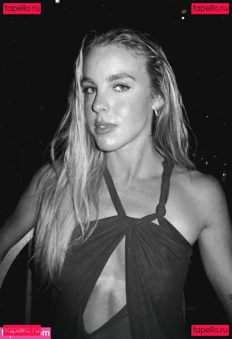 Keely Hodgkinson Onlyfans Photo Gallery 