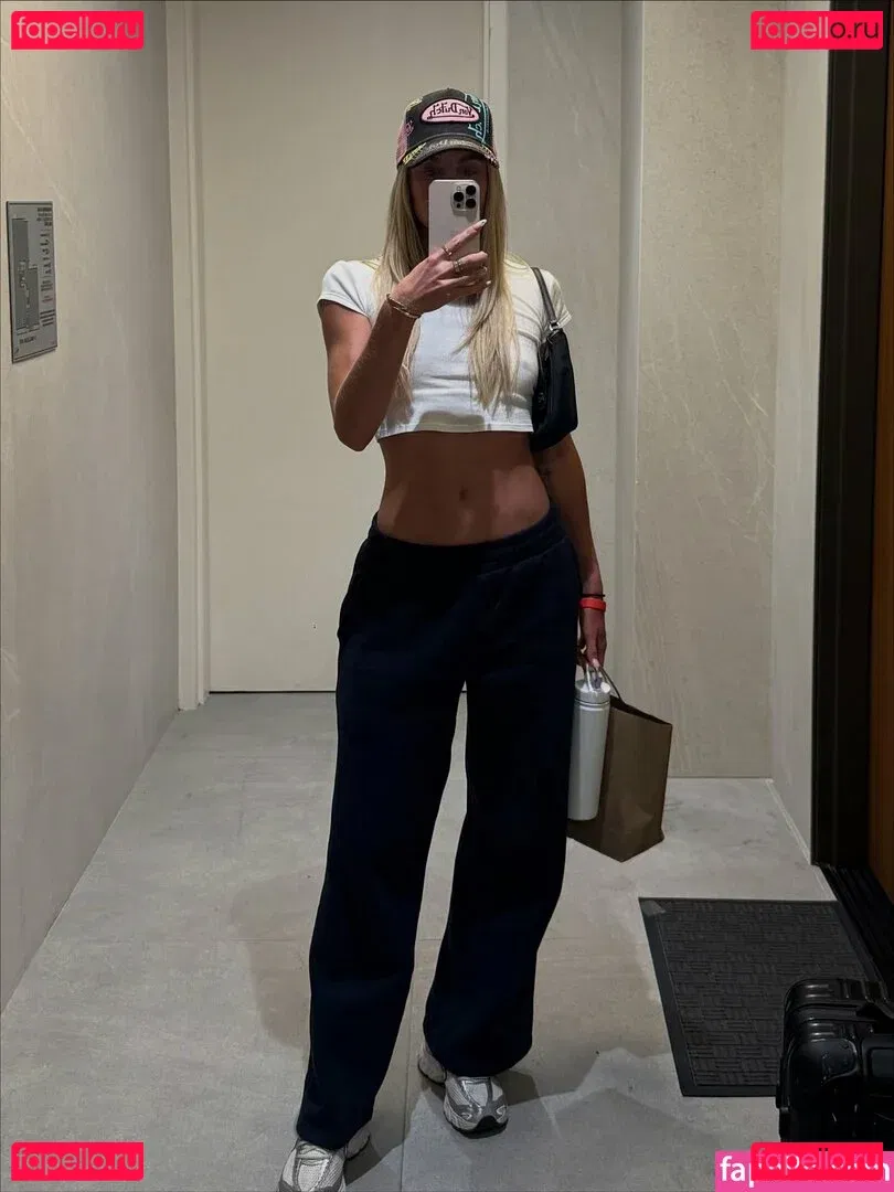 Keely Hodgkinson Onlyfans Photo Gallery 