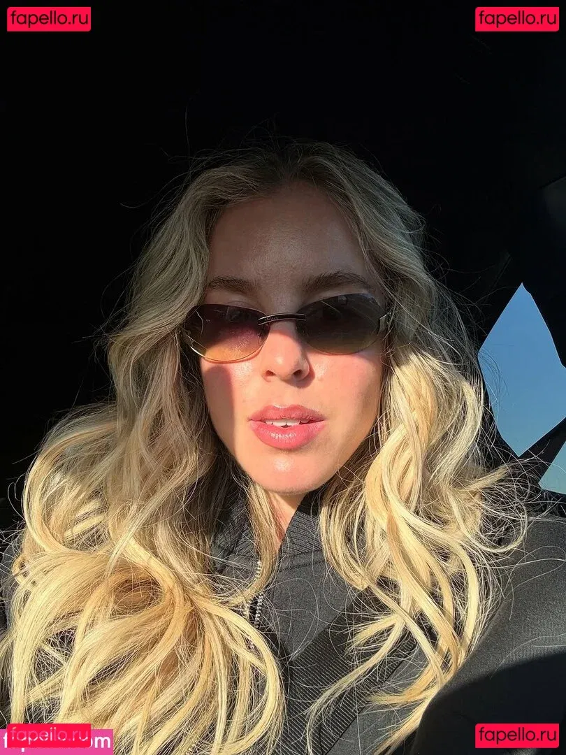 Keely Hodgkinson Onlyfans Photo Gallery 