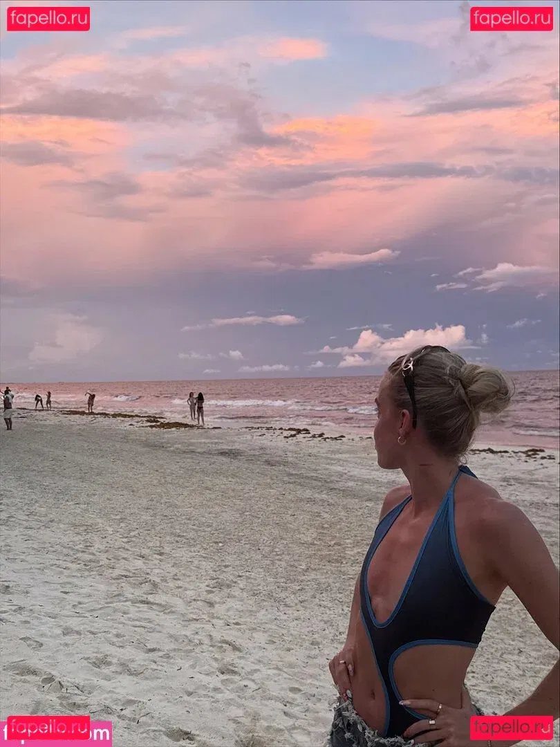 Keely Hodgkinson Onlyfans Photo Gallery 