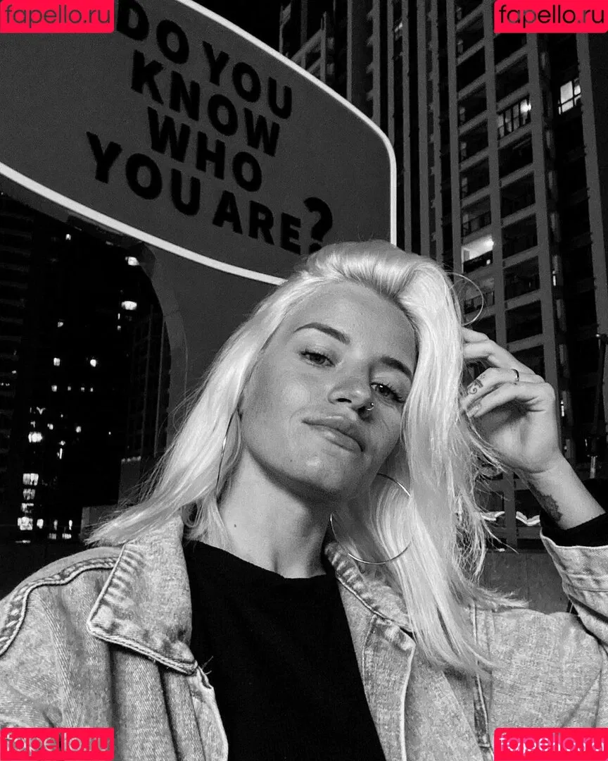 Veta George Models Onlyfans Photo Gallery 
