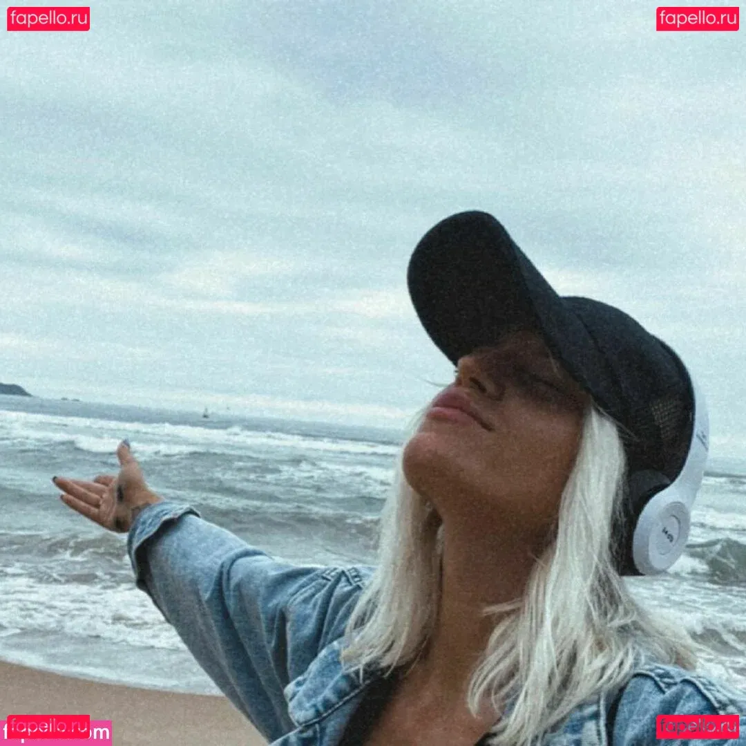 Veta George Models Onlyfans Photo Gallery 