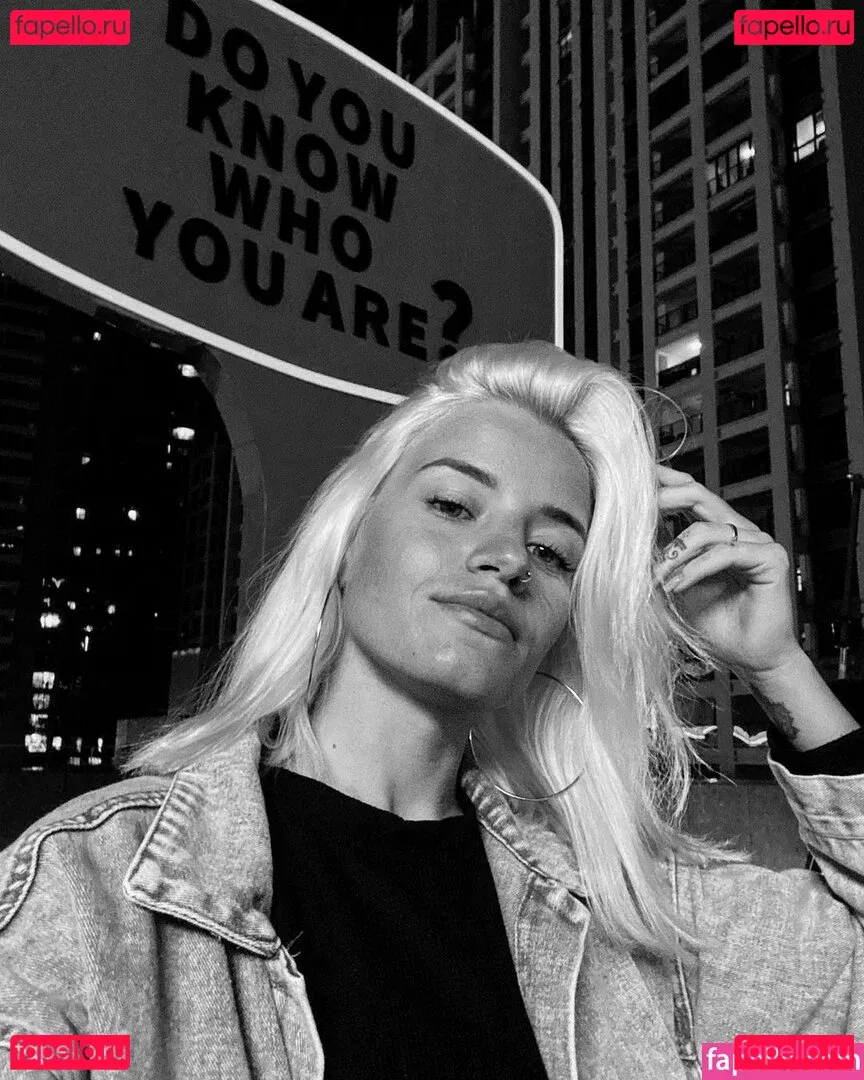 Veta George Models Onlyfans Photo Gallery 