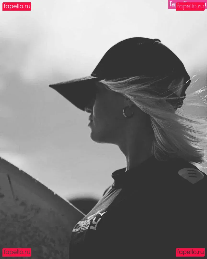 Veta George Models Onlyfans Photo Gallery 