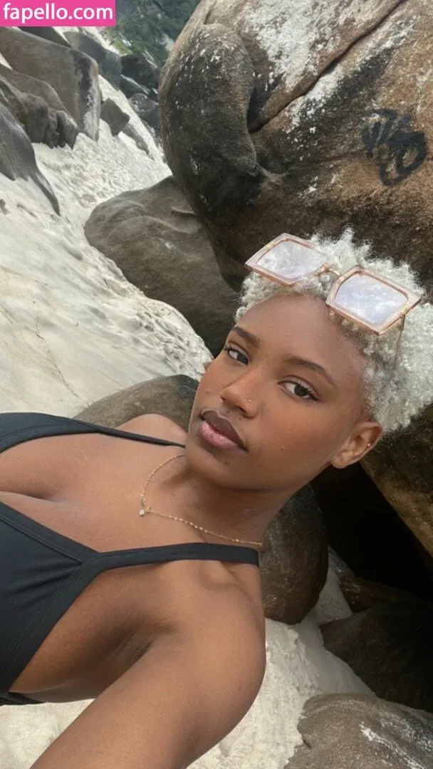 isabellylimax-rj Onlyfans Photo Gallery 