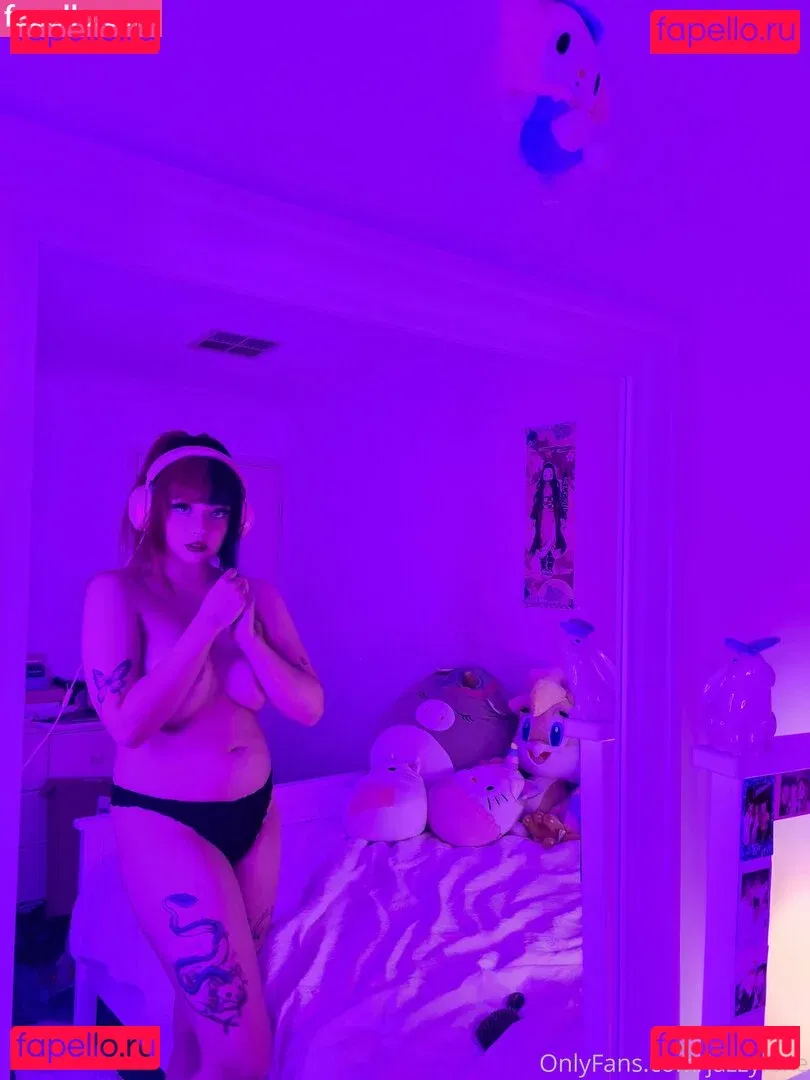 JasminFoxe Onlyfans Photo Gallery 