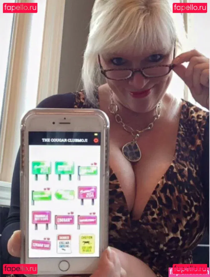 Sandie Lee Onlyfans Photo Gallery 