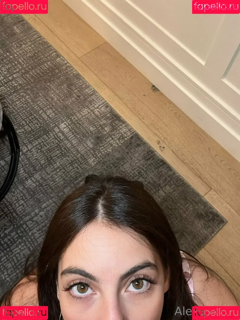 alexapearl Onlyfans Photo Gallery 